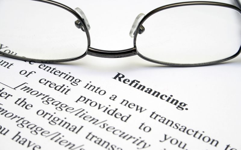 Refinancing-a-mortgage-and-its-costs.jpg