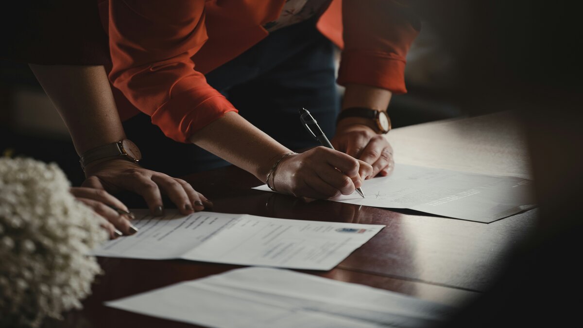 Knowing the basics of real estate contract of sale - Vimarsana News