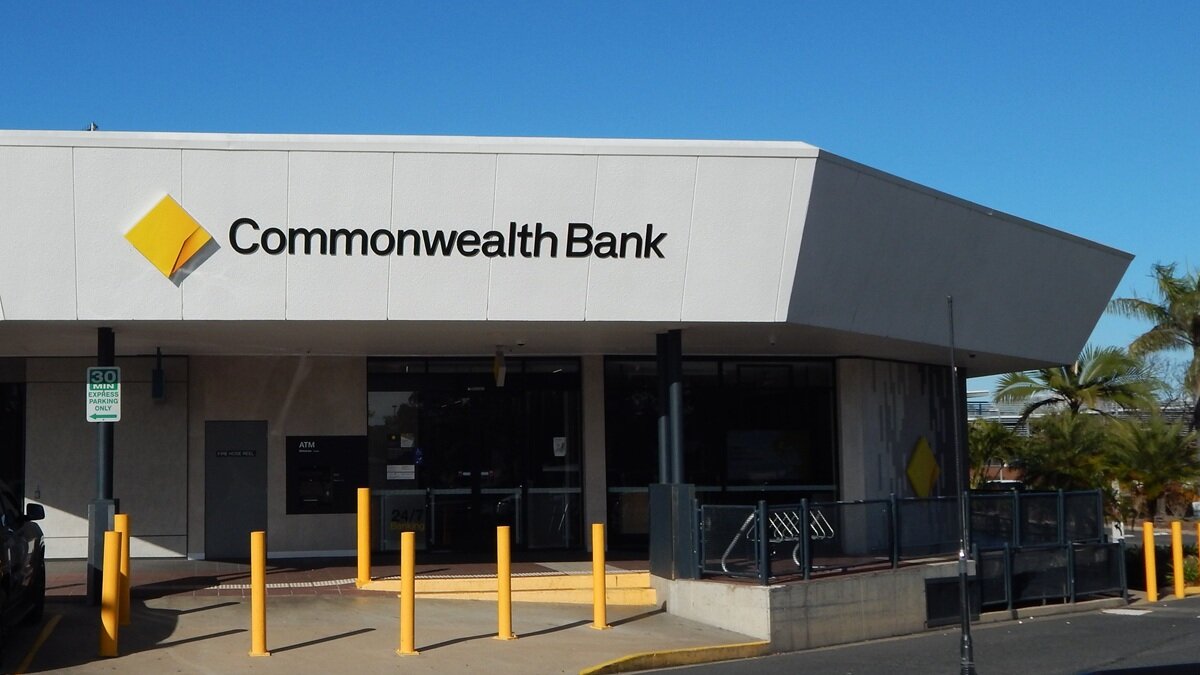 CommBank to ignore mortgage applicants' HECS-HELP debts